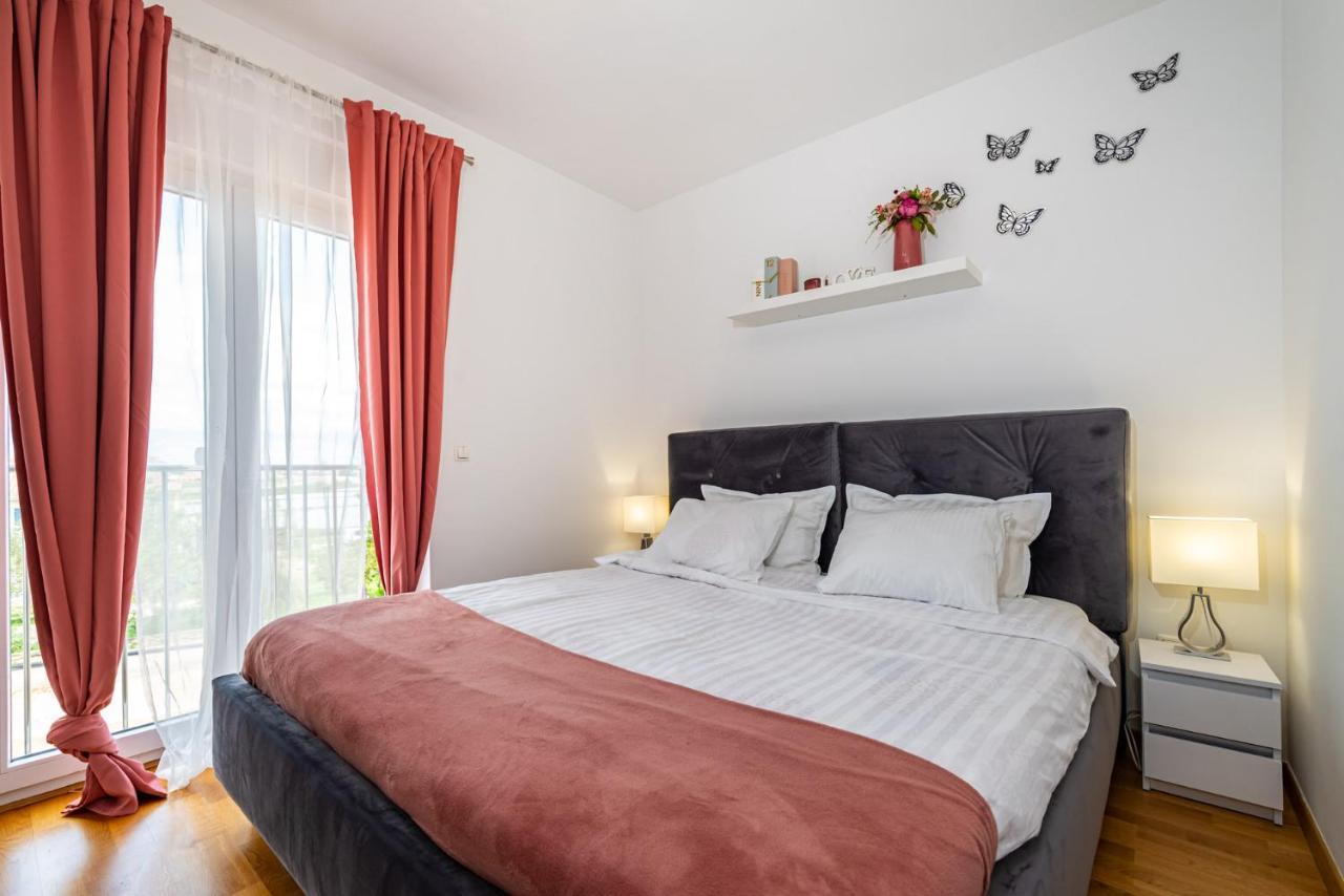 Lipotica - Luxury, With Sea View Appartement Nin Buitenkant foto