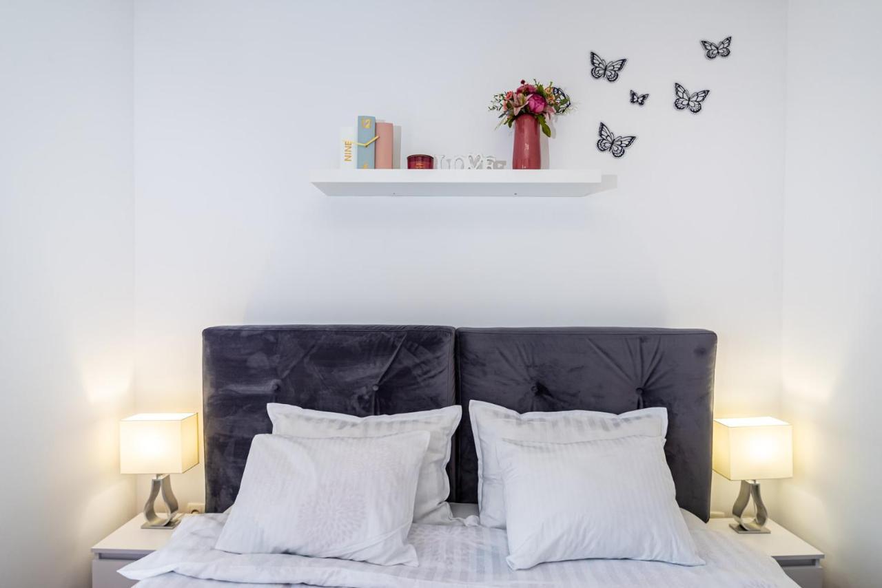 Lipotica - Luxury, With Sea View Appartement Nin Buitenkant foto