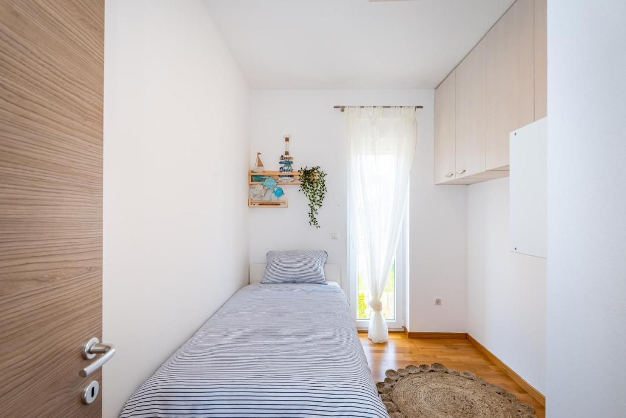 Lipotica - Luxury, With Sea View Appartement Nin Buitenkant foto