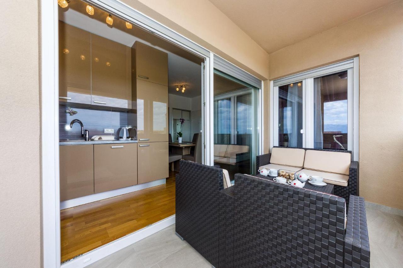 Lipotica - Luxury, With Sea View Appartement Nin Buitenkant foto